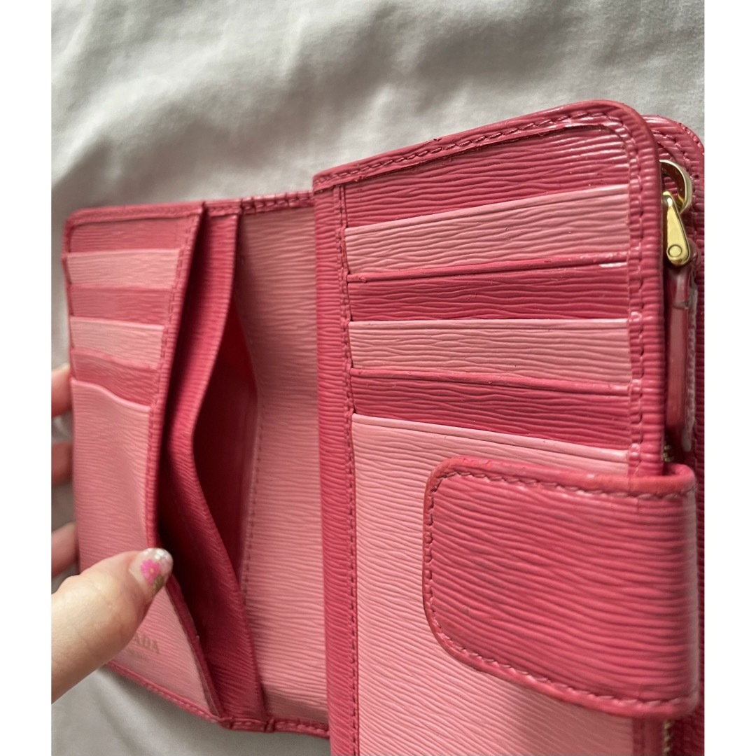PRADA(プラダ)のPRADA 二つ折り財布 1M1225 プラダ バイカラー レディースのファッション小物(財布)の商品写真