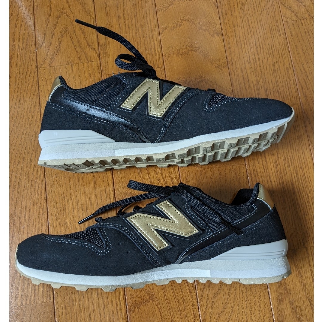 New Balance(ニューバランス)の【美品】ニューバランス996 　23.5cm　ブラック レディースの靴/シューズ(スニーカー)の商品写真