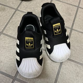 アディダス(adidas)のアディダス　スニーカー(スニーカー)