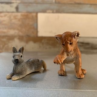 シュライヒ(Schleich)のシュライヒ☆ライオン☆うさぎ☆２匹セット♪(その他)