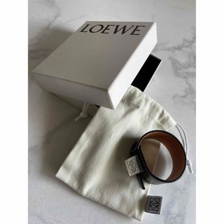 ロエベ(LOEWE)の美品/ロエベ LOEWE ブレスレット アナグラム バングル 110.10(ブレスレット)