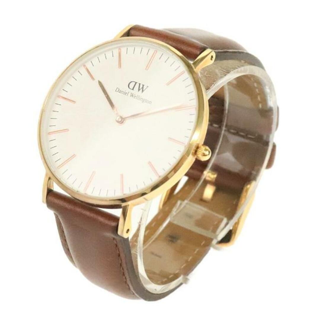 Daniel Wellington(ダニエルウェリントン)のダニエル ウェリントン メンズ腕時計 クラシック 中古 B36R11 クォーツ ホワイト文字盤 Daniel Wellington 【中古】 | ウォッチ シンプル QZ 電池式 白色 ビジネスシーン クオーツ ブランド小物 ABランク メンズの時計(腕時計(アナログ))の商品写真