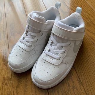 ナイキ(NIKE)の【最終値下げ】NIKE  シューズ キッズ(スニーカー)