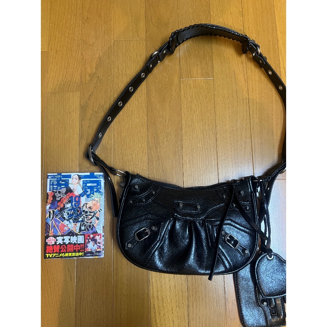 BALENCIAGA BAG(バレンシアガバッグ)のBALENCIAGA LE CAGOLE ルカゴール　ショルダーバッグ レディースのバッグ(ショルダーバッグ)の商品写真