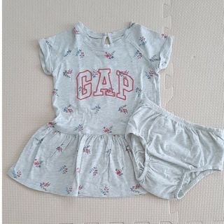 ベビーギャップ(babyGAP)のbabyGAP 小花柄ワンピース(パンツ付き) 90センチ(ワンピース)