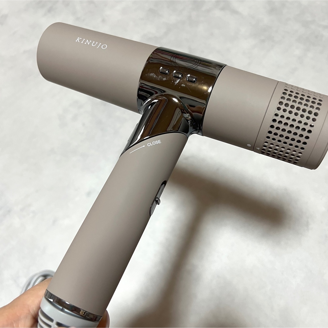 取寄商品 KINUJO 絹女 ドライヤー KH202 マイナスイオン モカ 正規品