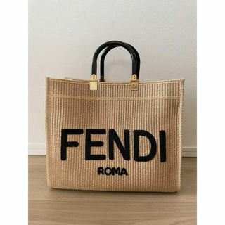 未使用に近い FENDI ラフィア トートバッグ ROMA ロゴ 黒