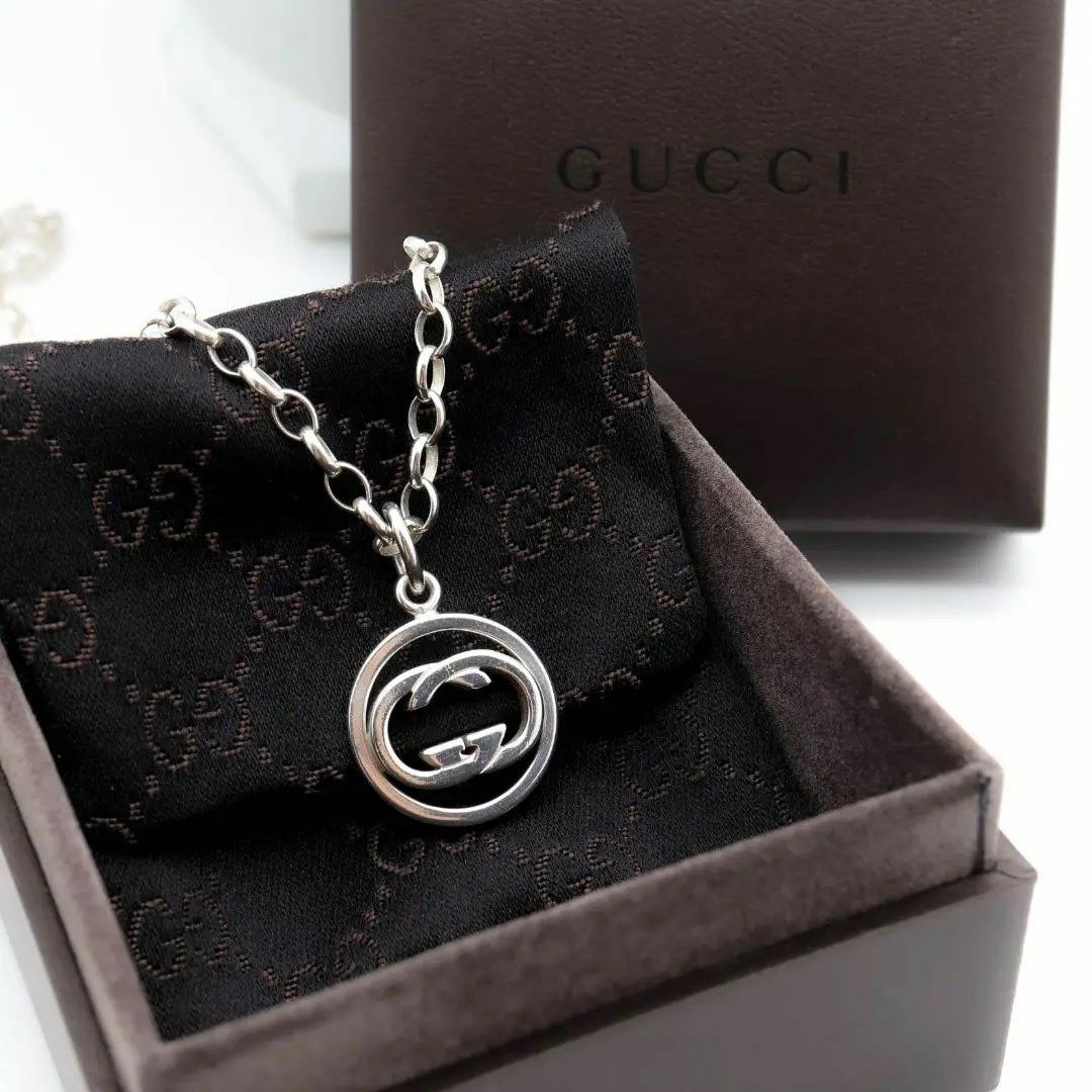 激安特価 《美品》GUCCI ネックレス インターロッキング GGロゴ