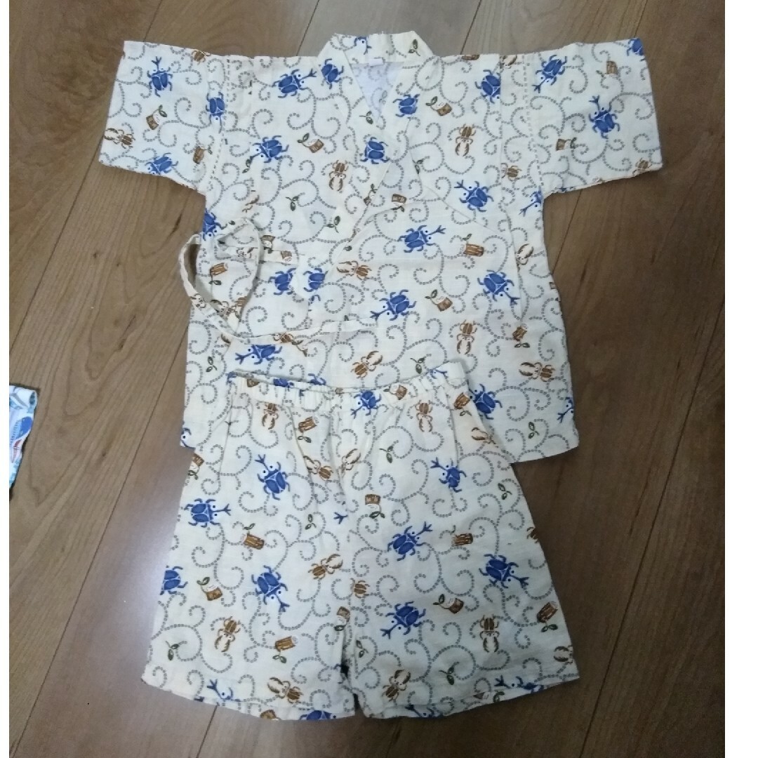 西松屋(ニシマツヤ)の【まとめ買いで割引】　100cm 甚平 キッズ/ベビー/マタニティのキッズ服女の子用(90cm~)(甚平/浴衣)の商品写真