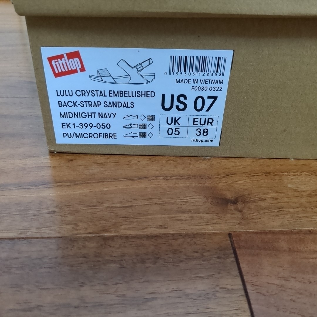 fitflop(フィットフロップ)のフィットフロップ ルル サンダル ネイビー US7 24cm 24.5cm レディースの靴/シューズ(サンダル)の商品写真