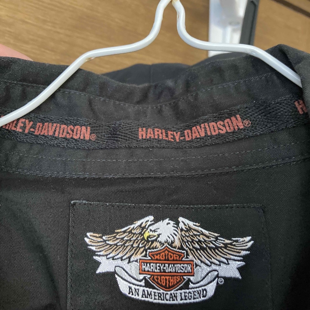 Harley Davidson(ハーレーダビッドソン)のbaiya M ハーレーダビッドソン　半袖　炎　黒　オレンジ　刺繍　メンズ　ロゴ メンズのトップス(シャツ)の商品写真