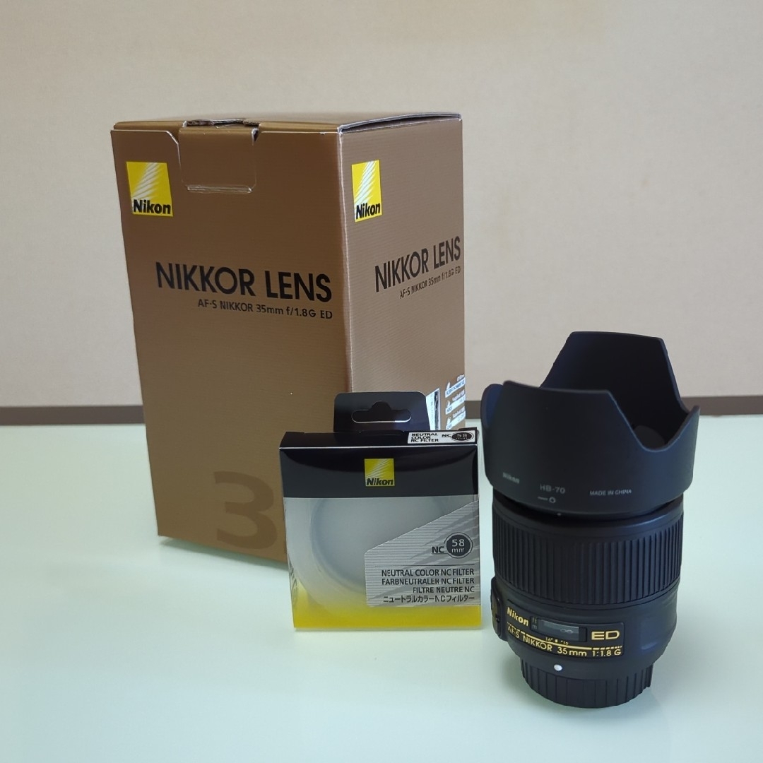 Nikon(ニコン)の美品　ニコン AF-S NIKKOR 35mm f/1.8G ED スマホ/家電/カメラのカメラ(レンズ(単焦点))の商品写真