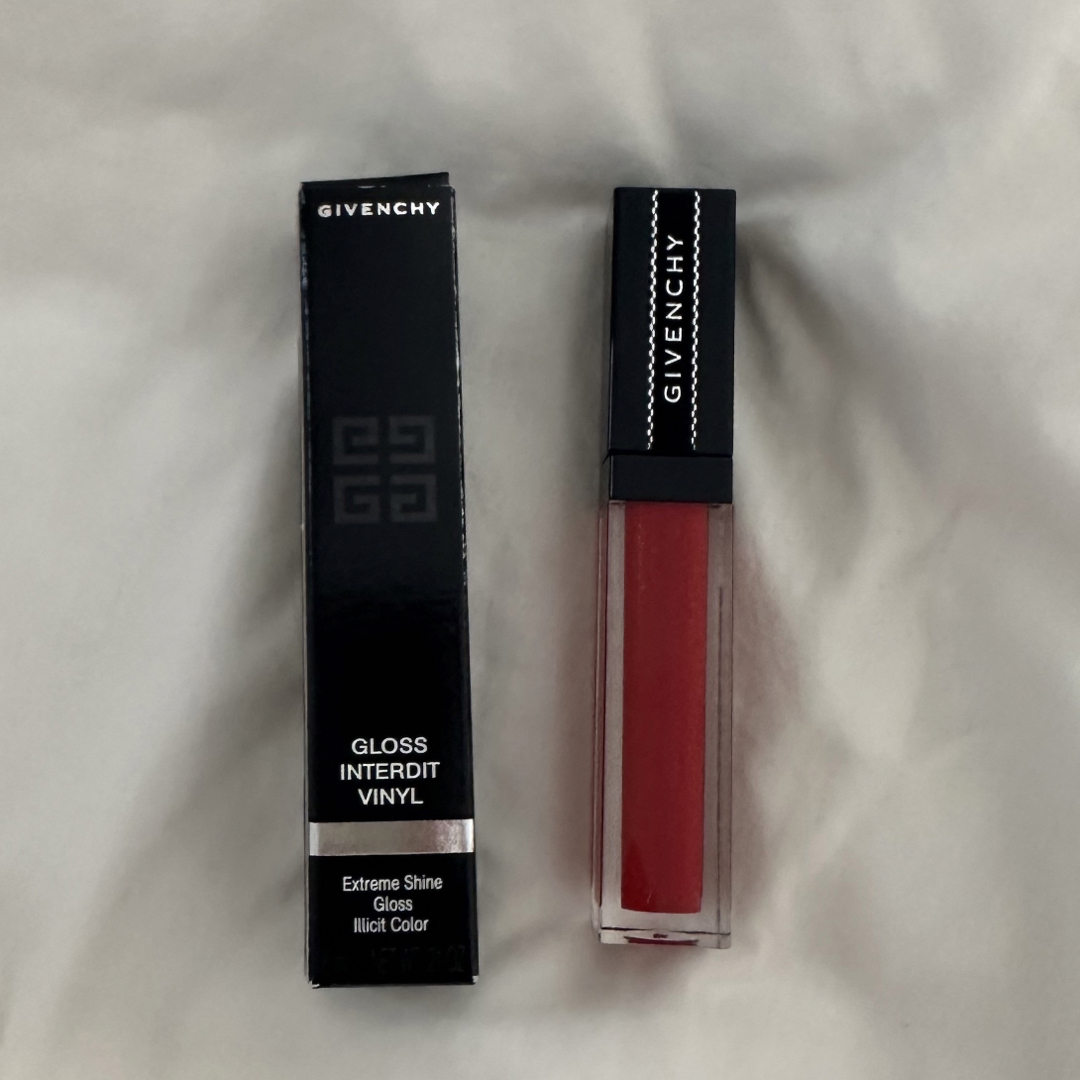 GIVENCHY(ジバンシィ)のGIVENCHY💄グロス・アンテルディ【新品未使用・送料込み】 コスメ/美容のベースメイク/化粧品(リップグロス)の商品写真