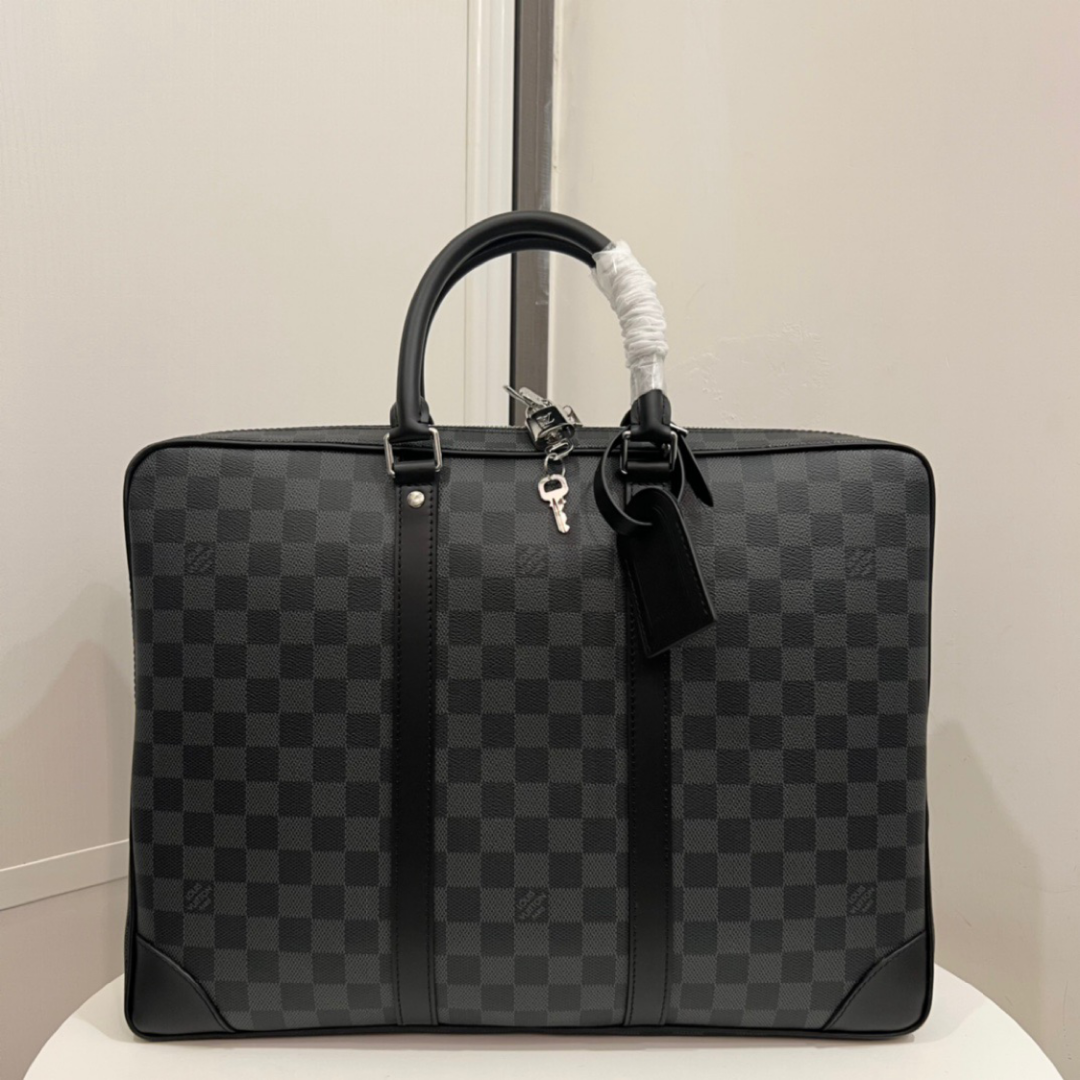 2枚で送料無料 【美品】LOUIS VUITTON ダミエグラフィット N41125
