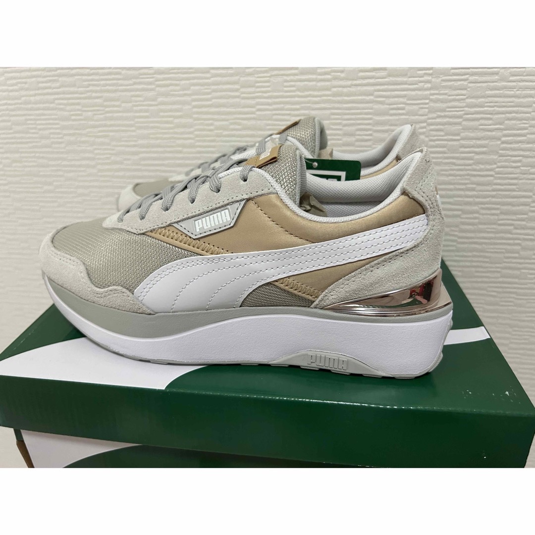 PUMA  FF コラボ　２５ｃｍ　新品