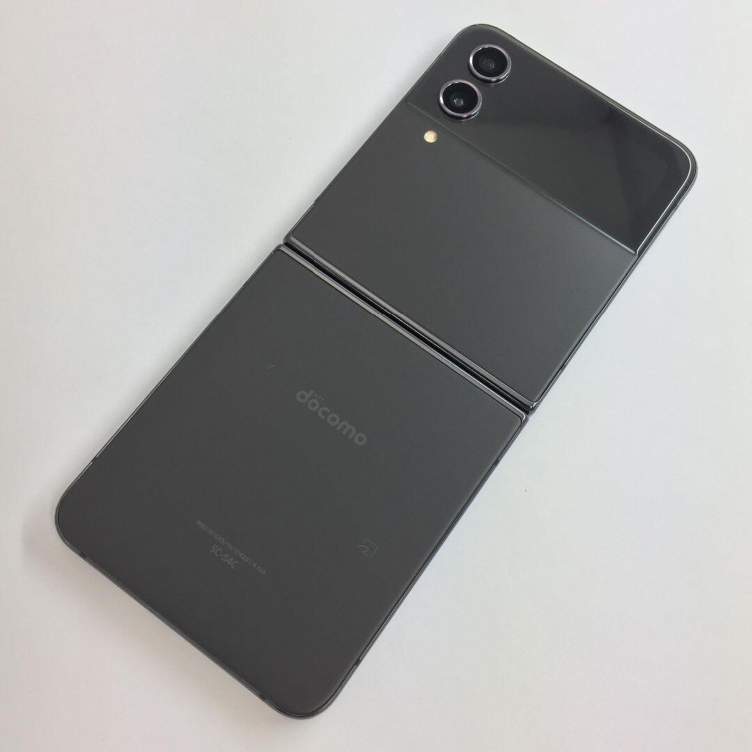 Galaxy(ギャラクシー)の【A】SC-54C/Galaxy Z Flip4/351043100142814 スマホ/家電/カメラのスマートフォン/携帯電話(スマートフォン本体)の商品写真