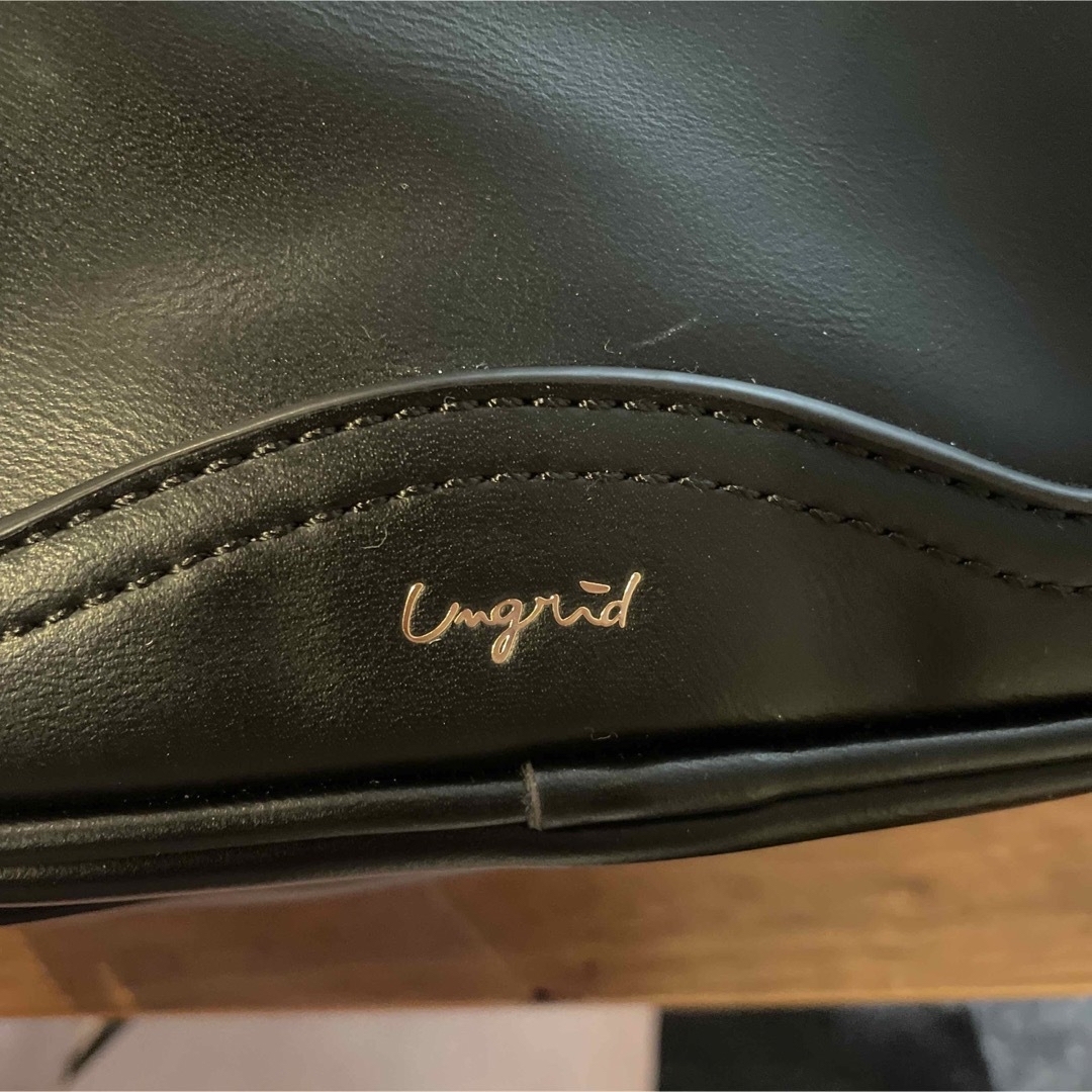 Ungrid(アングリッド)のタッセル付き^_^ショルダーバッグ♪美品 レディースのバッグ(ショルダーバッグ)の商品写真