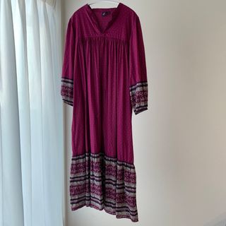 ユニクロ(UNIQLO)のANNA SUI × ユニクロ　ワンピース(ひざ丈ワンピース)