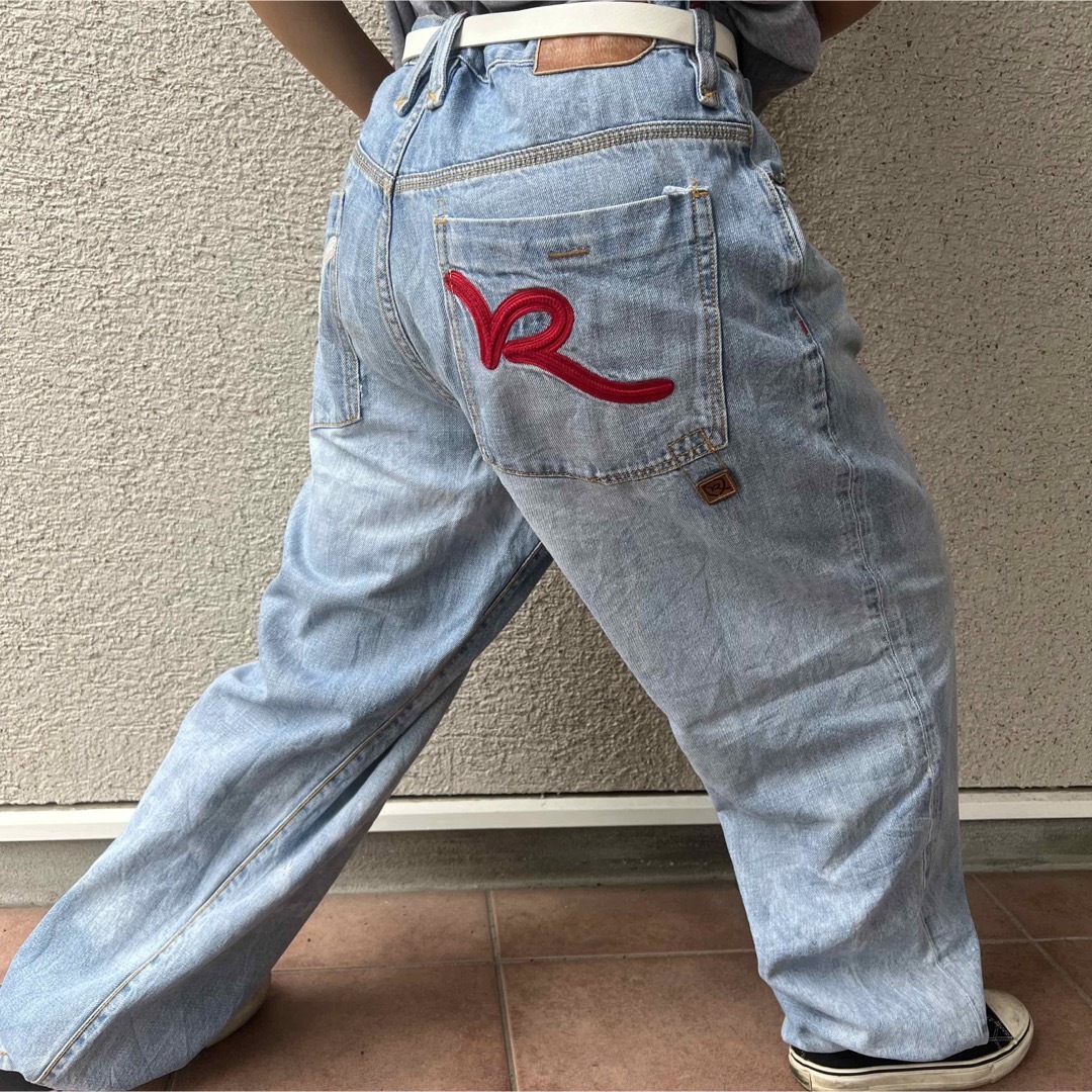 Roca wear 刺繍入り b系 ストリート デニム 着画モデル155㎝-eastgate.mk