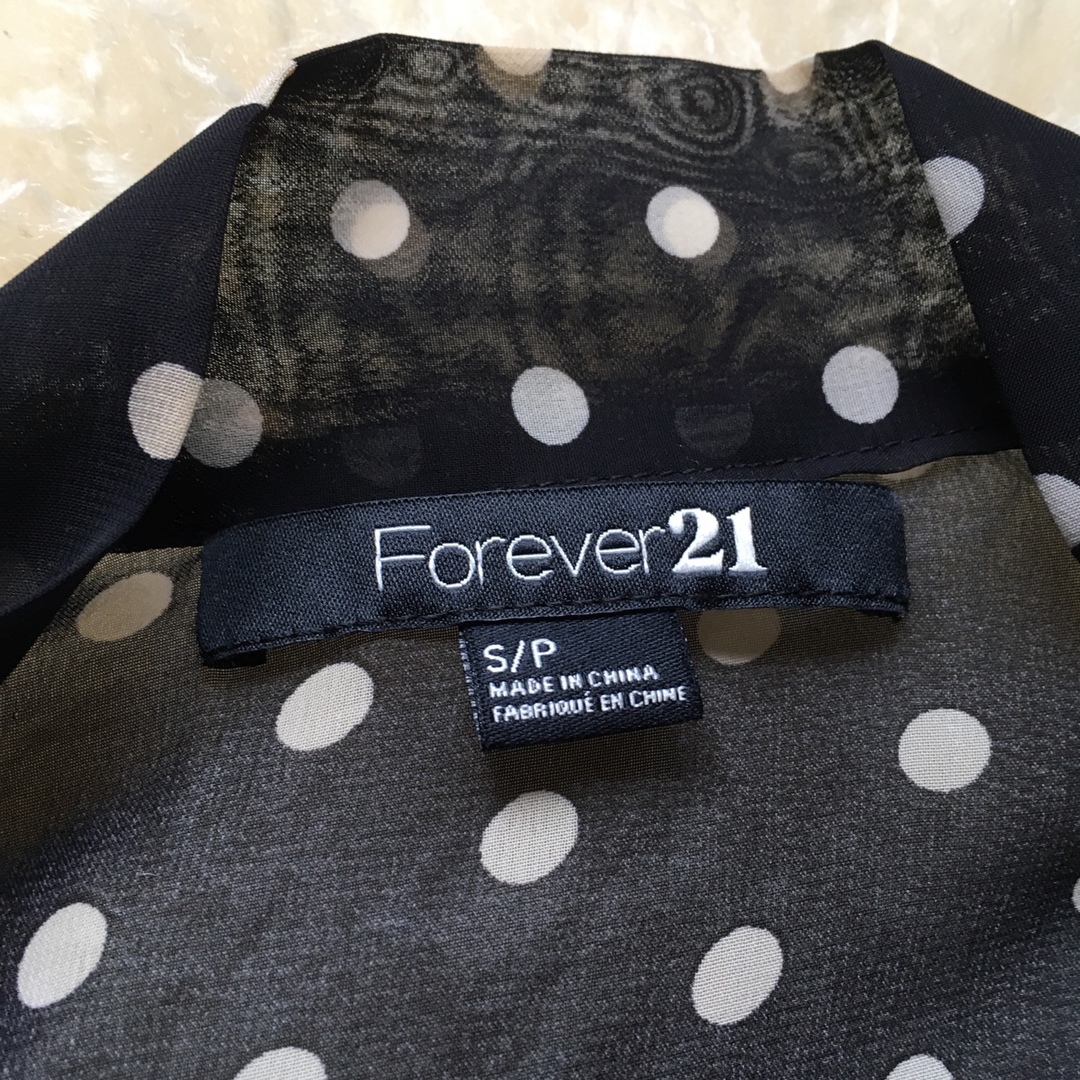 FOREVER 21(フォーエバートゥエンティーワン)のforever21 水玉 ドット シースルー ボウタイ リボン ワンピース レディースのワンピース(ひざ丈ワンピース)の商品写真