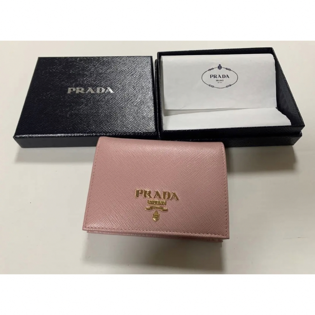 PRADA ミニ財布 ピンク