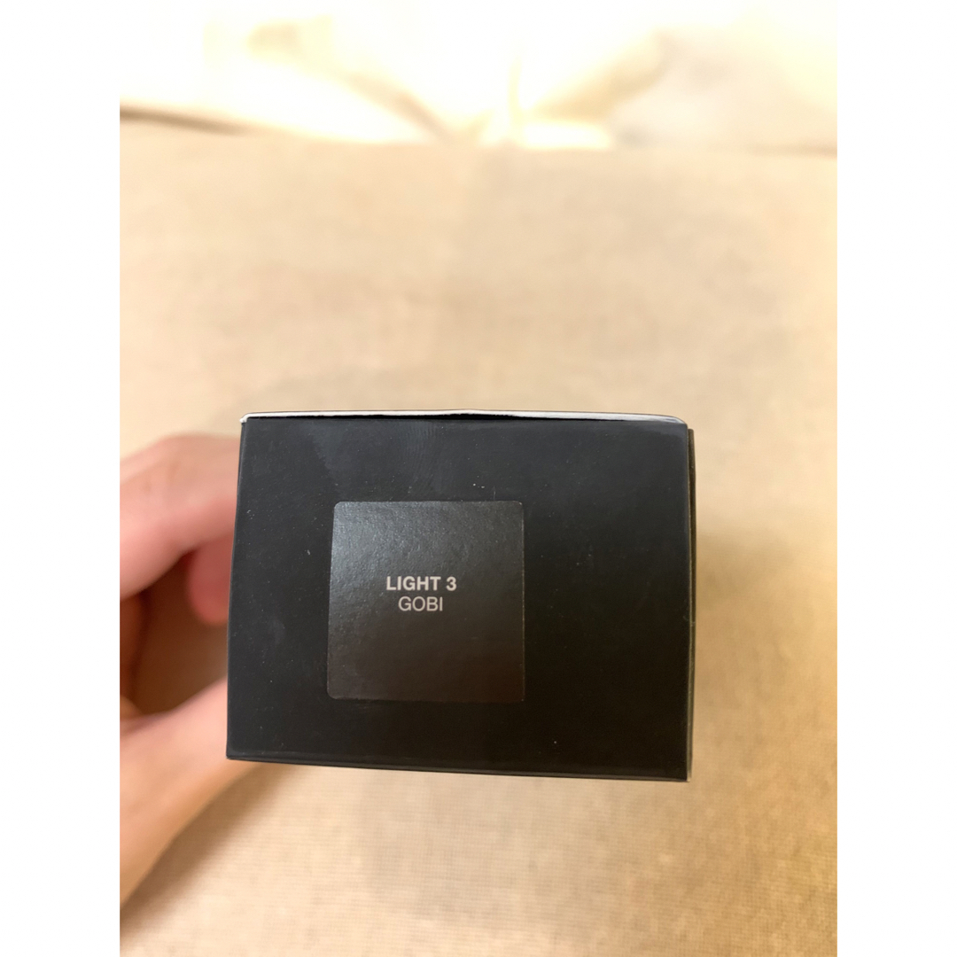 NARS(ナーズ)のNARS ライトリフレクティング ファンデーション 30mL 02170 美品 コスメ/美容のベースメイク/化粧品(ファンデーション)の商品写真