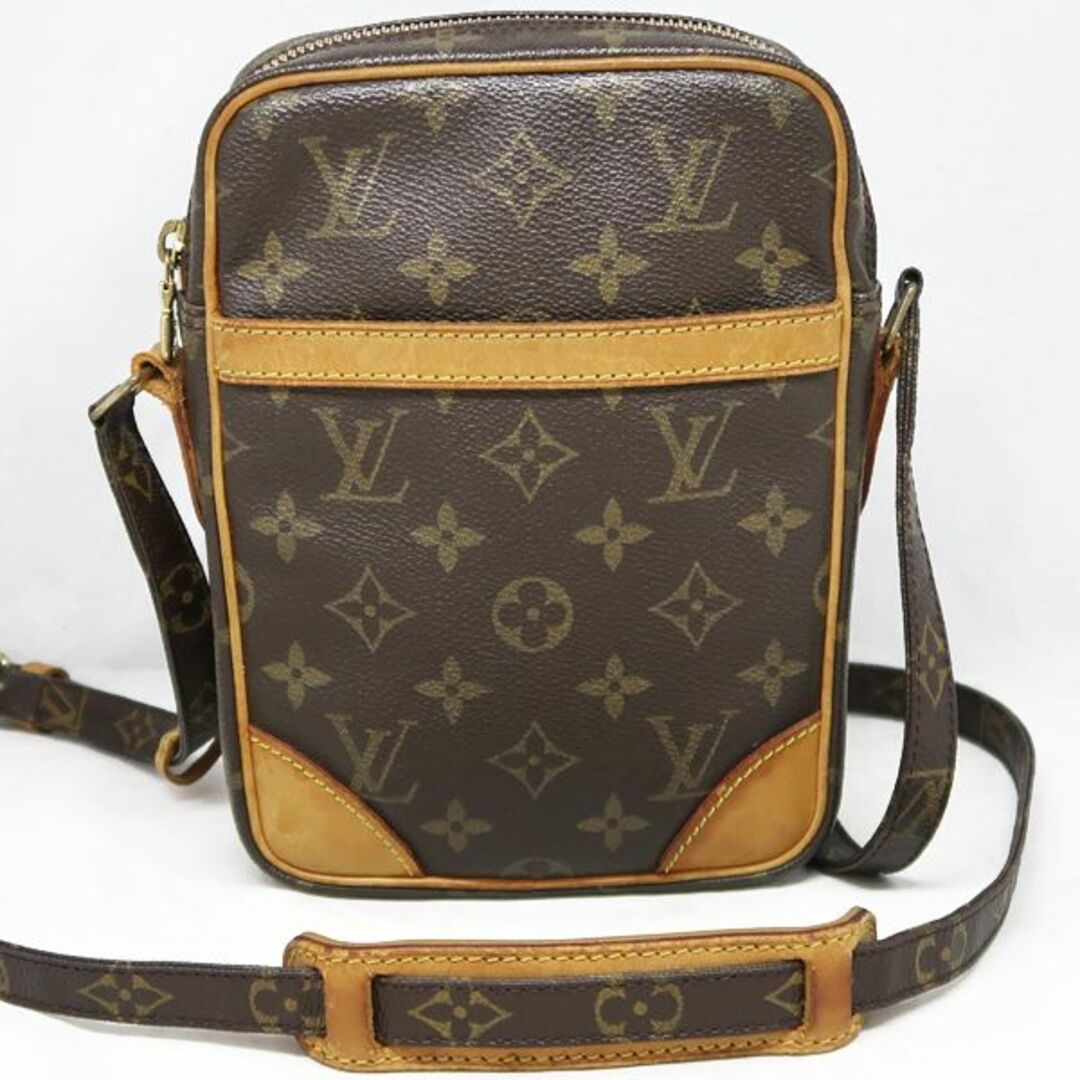 LOUIS VUITTON　ダヌーブ　M45266　モノグラム　ショルダーバッグ　レディース　コンパクト　シンプル　ギフト　プレゼント包装可