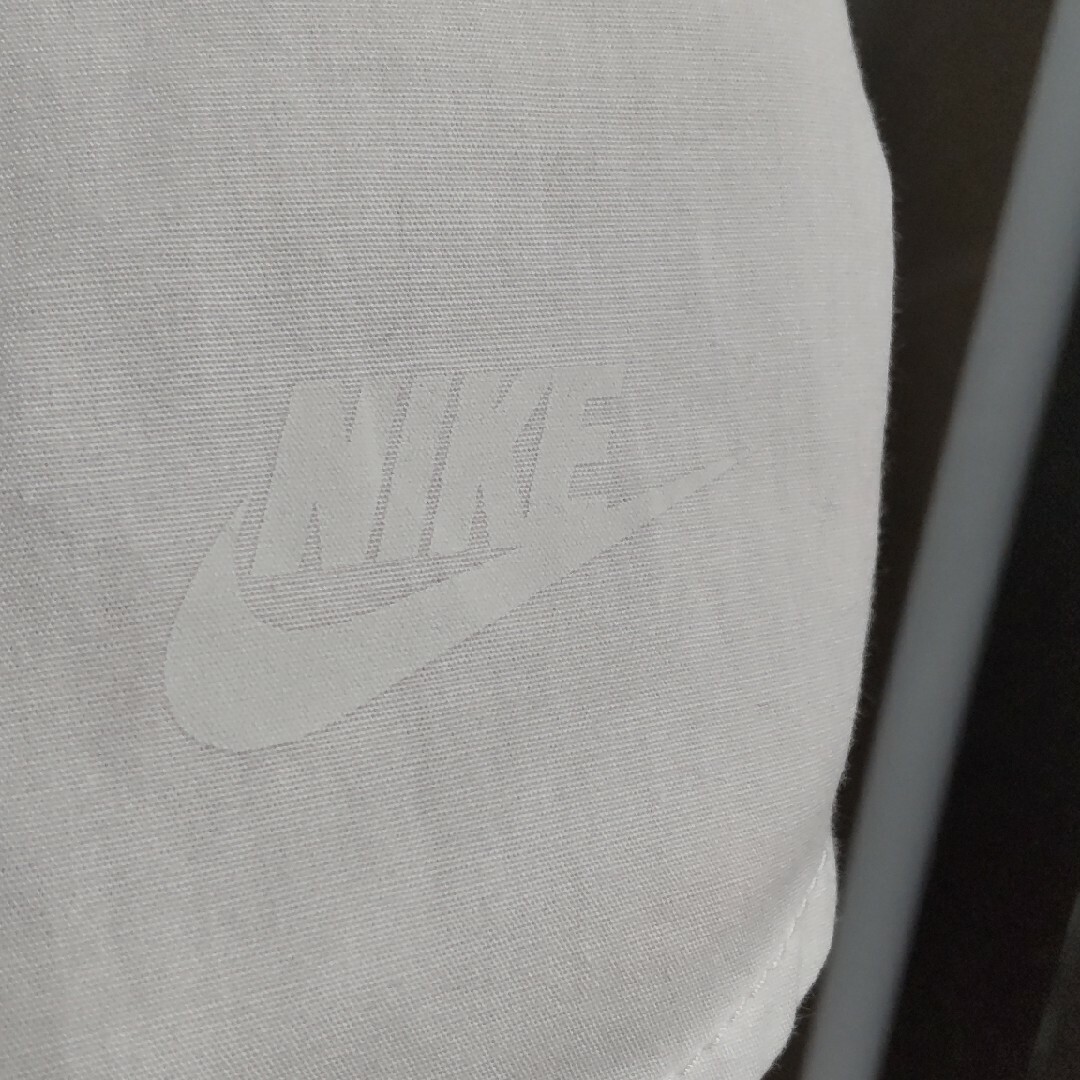 NIKE(ナイキ)のNIKE ボタンダウンシャツ キッズ/ベビー/マタニティのキッズ服男の子用(90cm~)(ブラウス)の商品写真