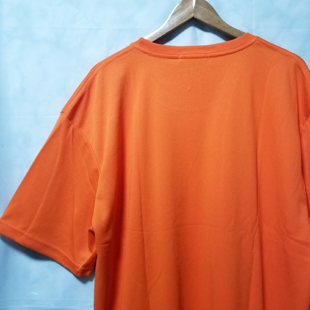 SNOOPY(スヌーピー)のSNOOPY　スヌーピー　新品　Tシャツ  半袖　ピーナッツ　テニス　オレンジ メンズのトップス(Tシャツ/カットソー(半袖/袖なし))の商品写真