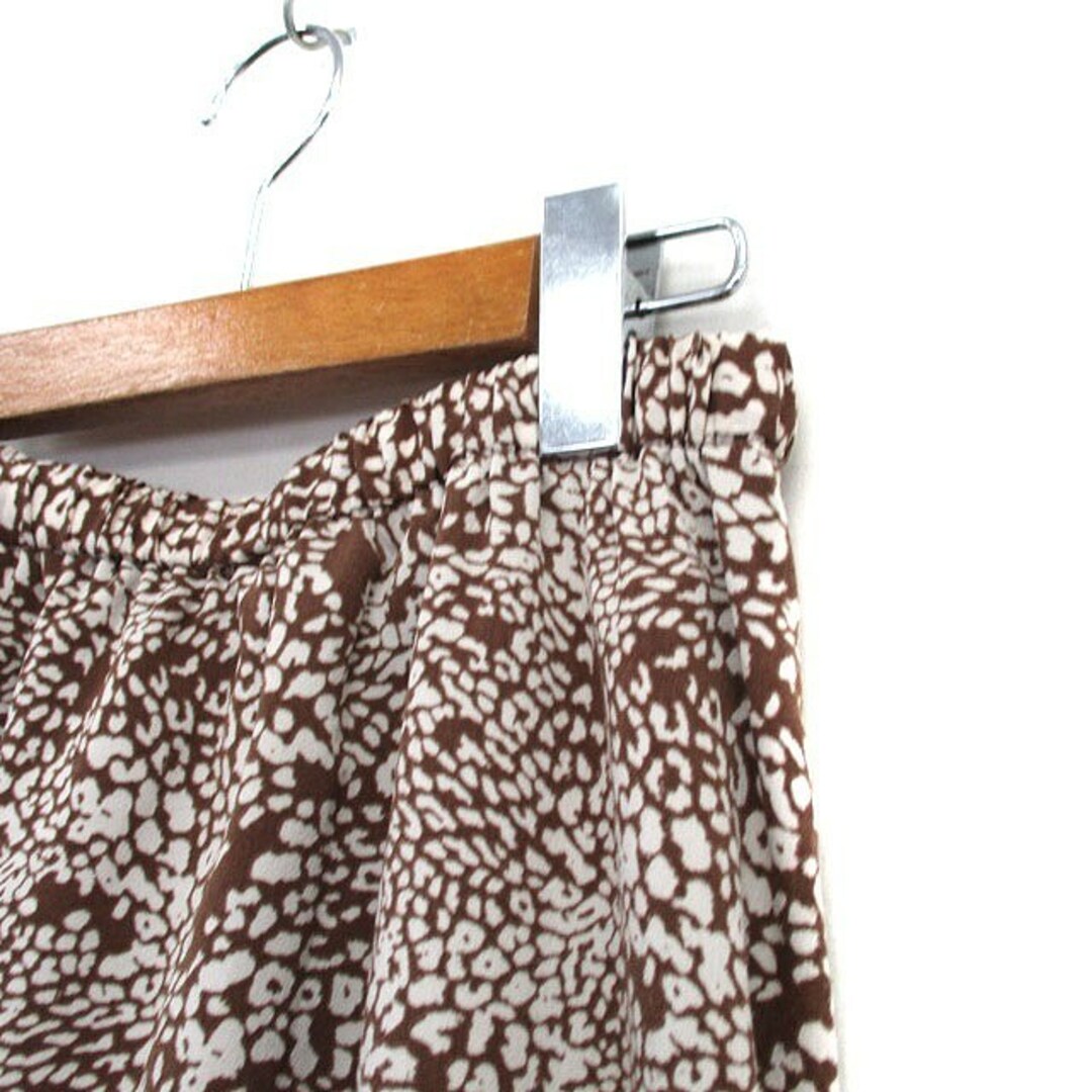 URBAN RESEARCH DOORS(アーバンリサーチドアーズ)のアーバンリサーチ ドアーズ スカート フレア ロング 総柄 1 ブラウン 茶 レディースのスカート(ロングスカート)の商品写真