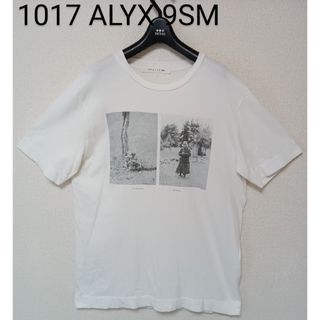 1017ALYX9SMアクリスプリントTシャツ半袖ホワイトサイズXLビッグサイズ(Tシャツ/カットソー(半袖/袖なし))