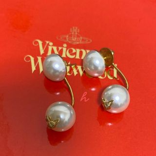 ヴィヴィアンウエストウッド(Vivienne Westwood)のヴィヴィアン パールピアス(ピアス)