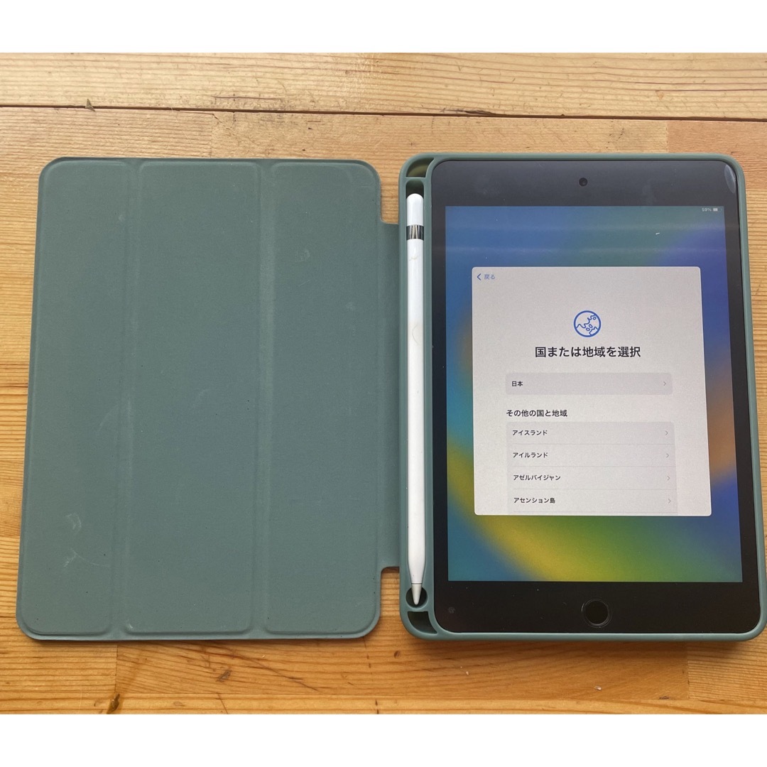 【正規取扱店】 iPad mini5 64GB シルバー　Wi-Fiモデル タブレット