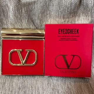 【新品未使用】ネット完売品VALENTINO EYE2CHEEK