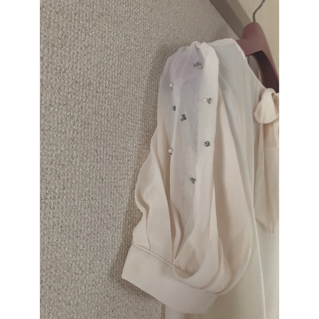 ビジュー付きブラウス タグ付き新品
