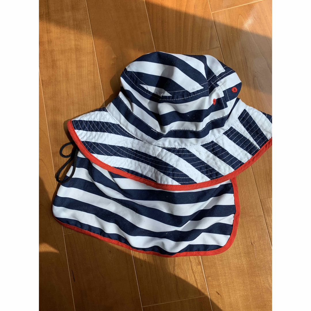 BENETTON ベネトン 日除カバー付き帽子 ボーダー柄 頭囲54㎝の通販 by はな ベネトン 帽子