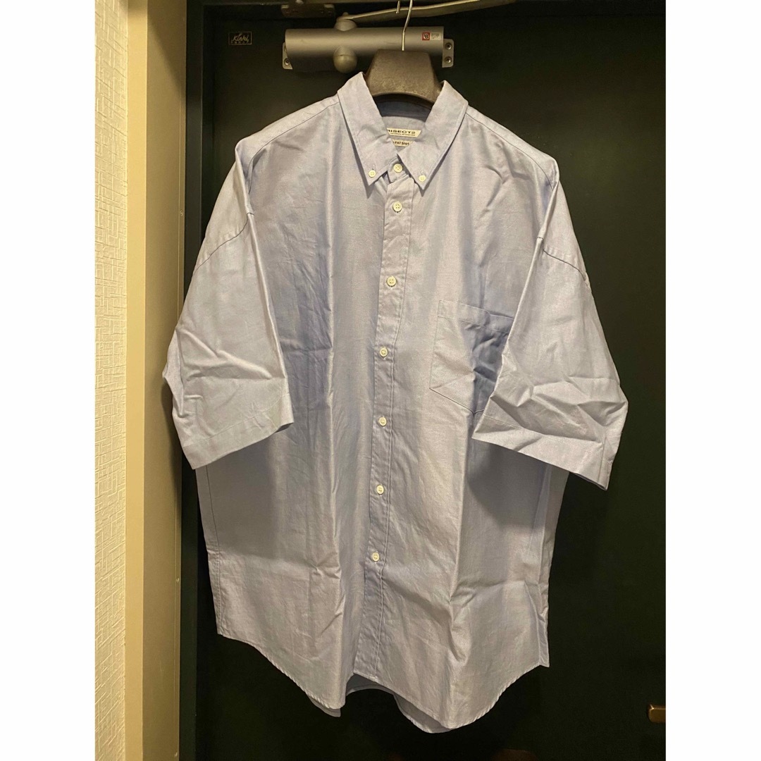 JOURNAL STANDARD(ジャーナルスタンダード)のTrisect2 Thomas Mason Fat BD Shirts メンズのトップス(Tシャツ/カットソー(半袖/袖なし))の商品写真