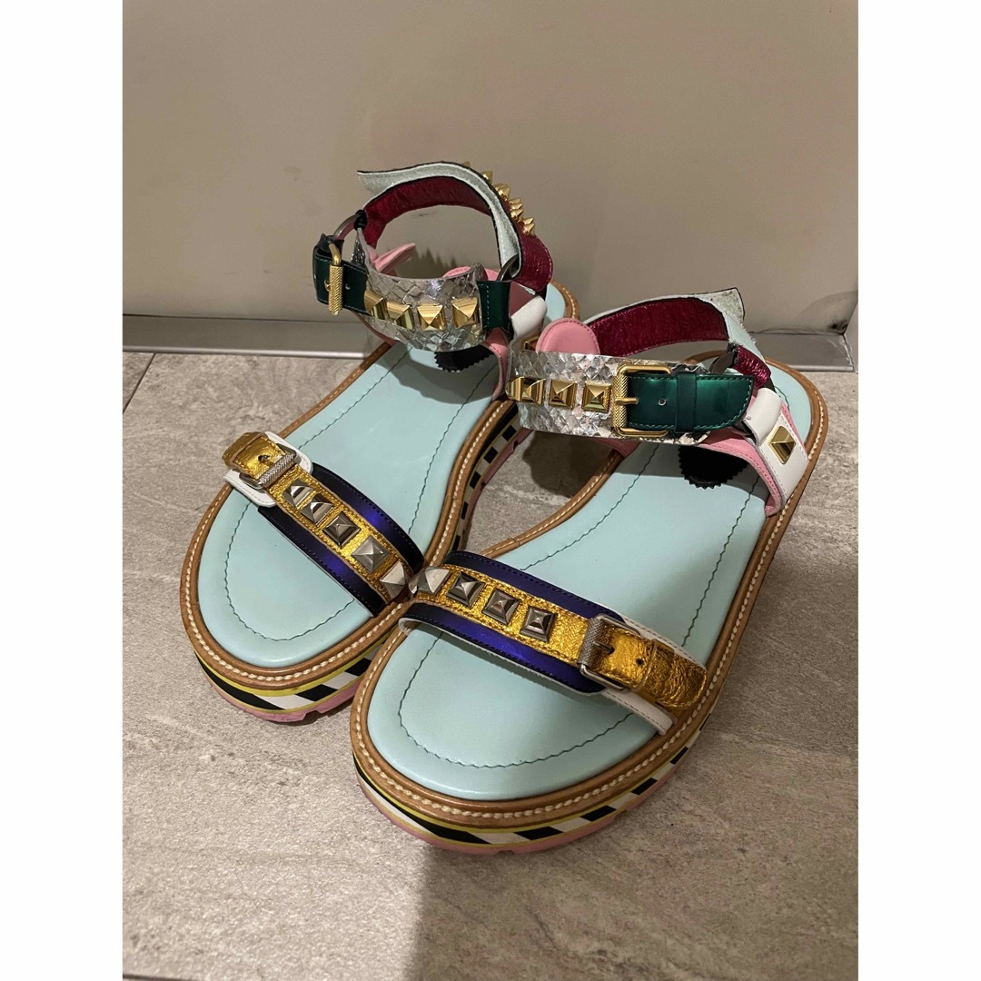 ルブタン フラットサンダル | gulatilaw.com