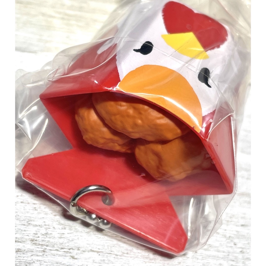 GOOD SMILE COMPANY(グッドスマイルカンパニー)のからあげクン ボールチェーンマスコット 全4種 食品サンプル ミニチュア  エンタメ/ホビーのフィギュア(その他)の商品写真