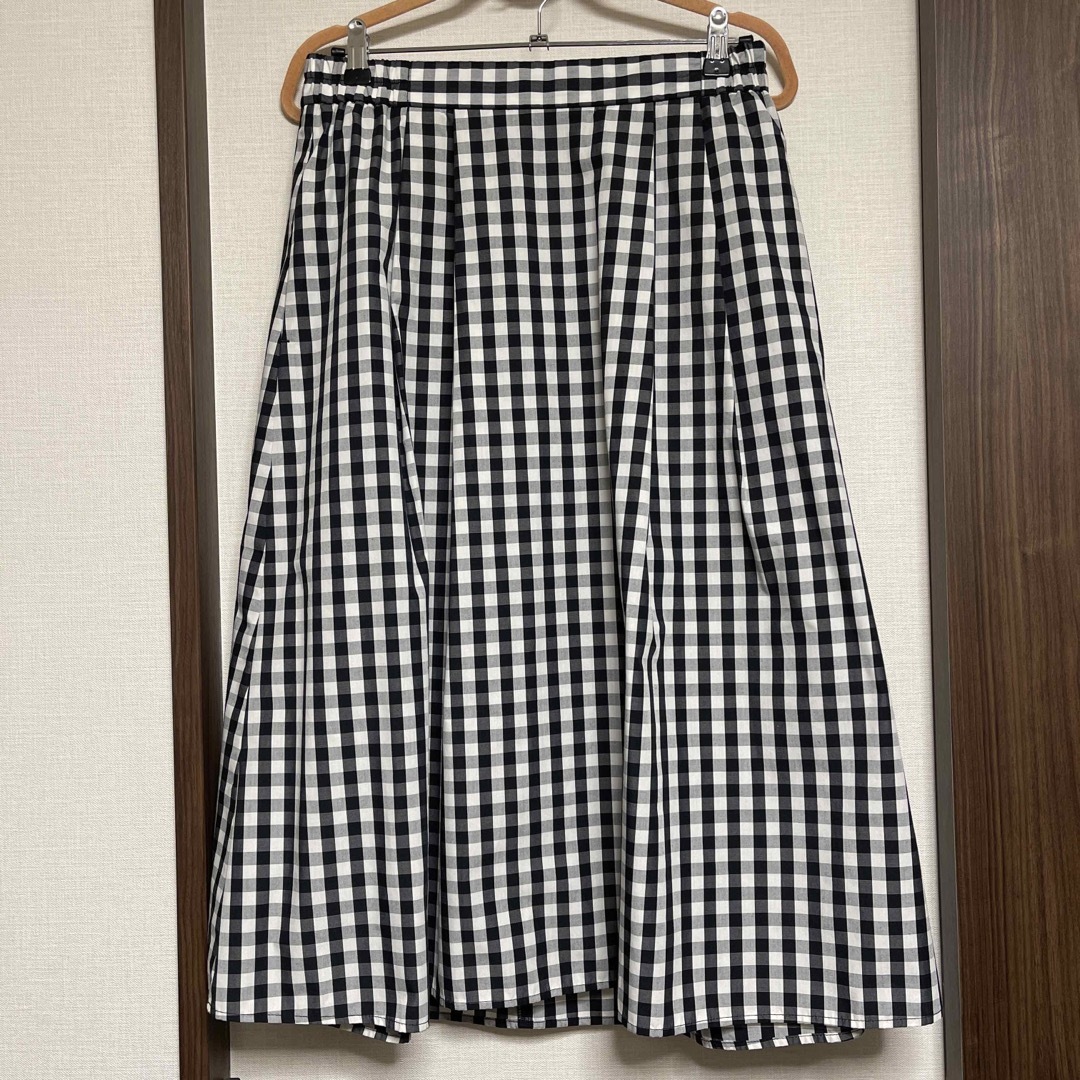 GU(ジーユー)のGU＊タックフレアミディスカート+EC(ギンガム) レディースのスカート(ロングスカート)の商品写真