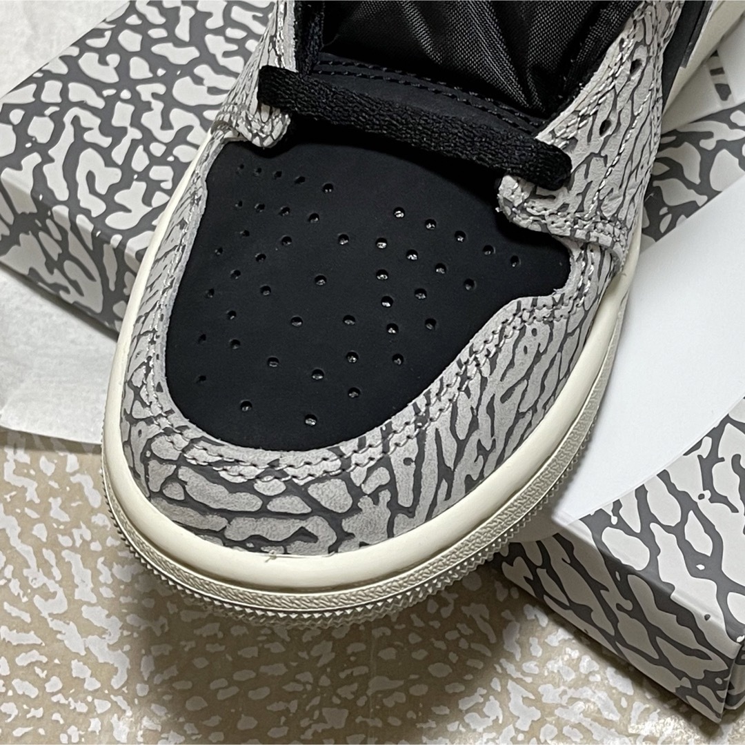 Jordan Brand（NIKE）(ジョーダン)のエア ジョーダン 1 LOW OG black cement 26.5cm メンズの靴/シューズ(スニーカー)の商品写真