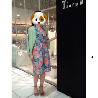 ティアラ(tiara)のMELROSE  Tiara リバティプリント　ワンピース　タナローン　(ひざ丈スカート)