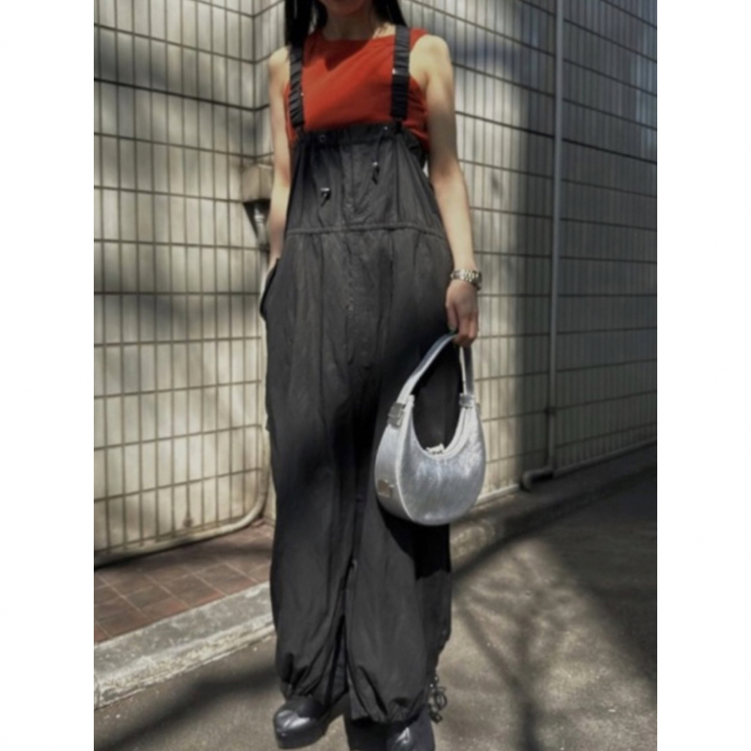 Ameri VINTAGE(アメリヴィンテージ)の【Ameri VINTAGE】MANY WAY SUSPENDER SKIRT  レディースのワンピース(ロングワンピース/マキシワンピース)の商品写真