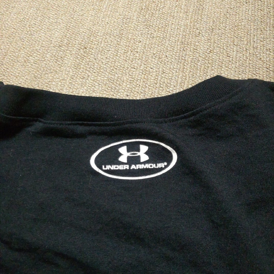 UNDER ARMOUR(アンダーアーマー)の大きいサイズ アメリカ古着 UNDER ARMOUR 半袖Ｔシャツ XXL メンズのトップス(Tシャツ/カットソー(半袖/袖なし))の商品写真