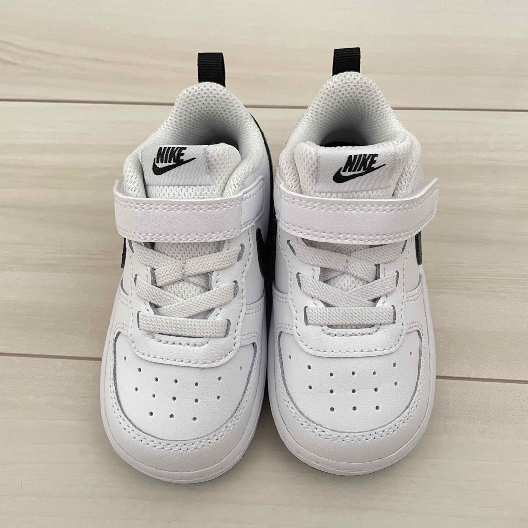 【お値下げ中】美品 NIKE コートボローLOW2 ベビーシューズ 13cm