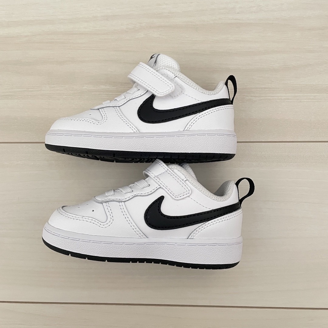 【お値下げ中】美品 NIKE コートボローLOW2 ベビーシューズ 13cm