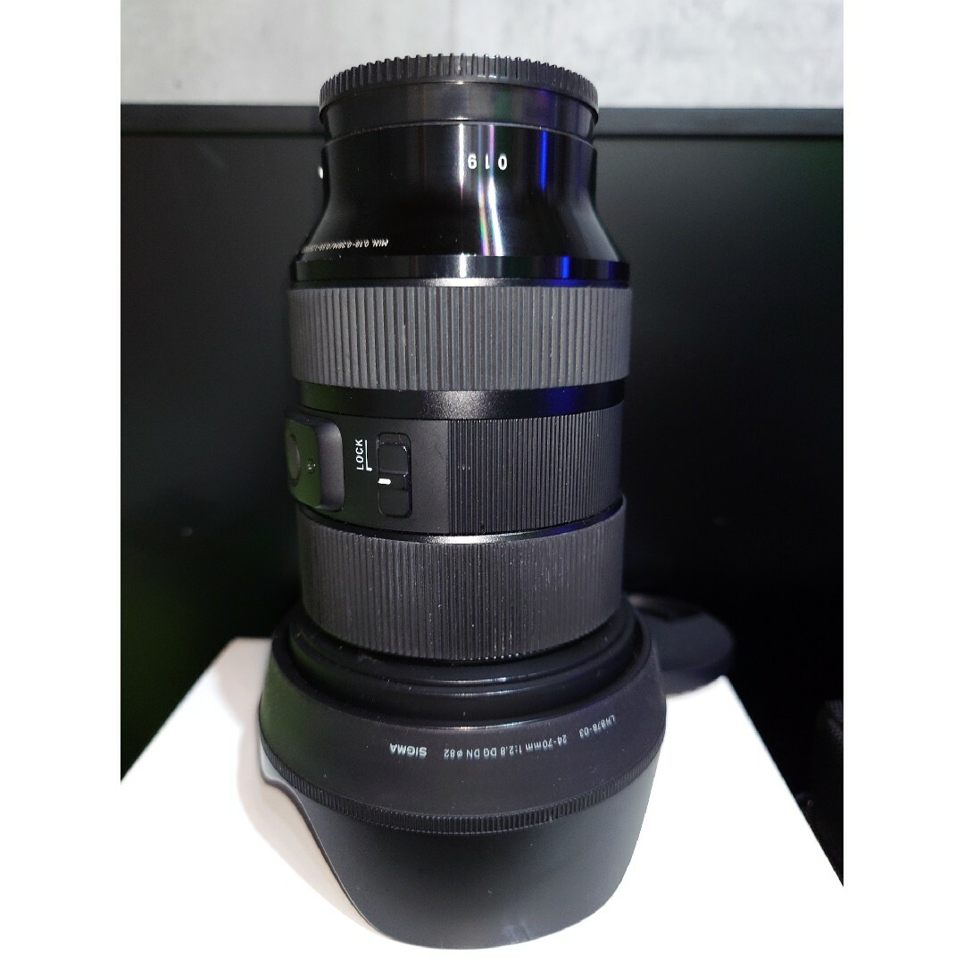 SIGMA(シグマ)のシグマ SIGMA 24-70mm F2.8 DG DN ArtソニーEマウント スマホ/家電/カメラのカメラ(レンズ(ズーム))の商品写真