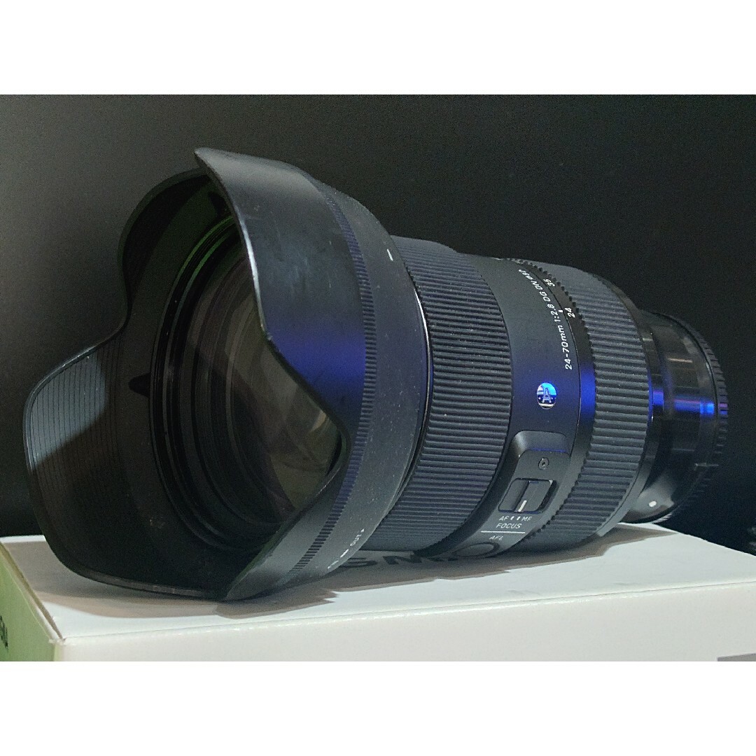 SIGMA(シグマ)のシグマ SIGMA 24-70mm F2.8 DG DN ArtソニーEマウント スマホ/家電/カメラのカメラ(レンズ(ズーム))の商品写真