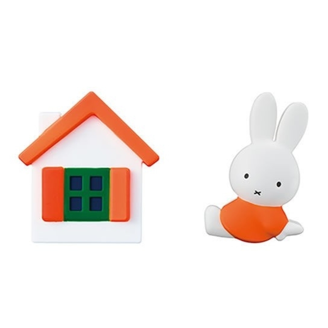 miffy(ミッフィー)の新品　ミッフィー　miffy　はさむんです　でらっくすミッフィー　ガチャ エンタメ/ホビーのおもちゃ/ぬいぐるみ(キャラクターグッズ)の商品写真