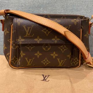 ルイヴィトン(LOUIS VUITTON)のルイヴィトン ヴィバシテ　モノグラム ショルダーバッグ　M51165(ショルダーバッグ)